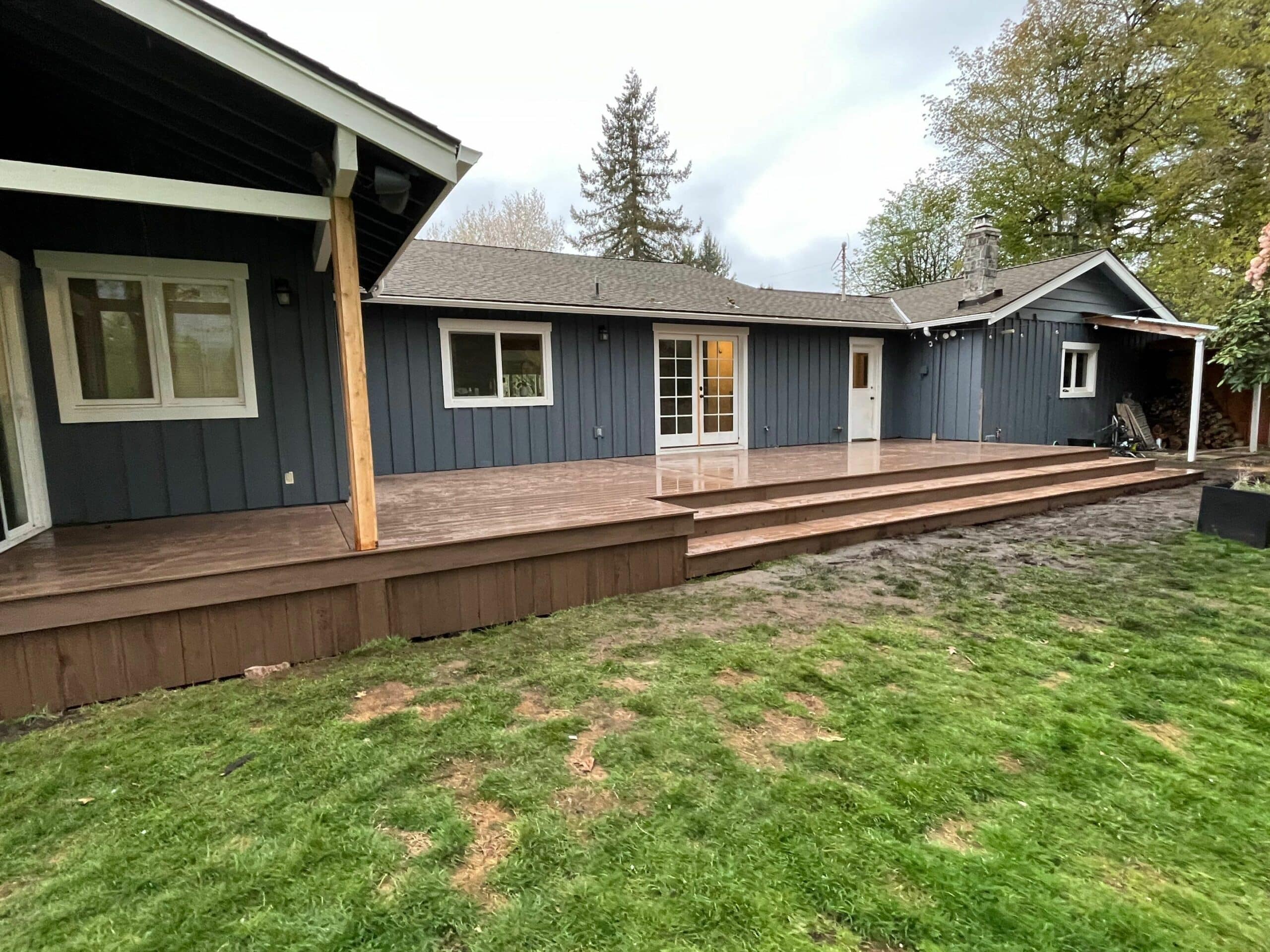 Long Composite Deck - Custom Composite Deck Builder and contractor west seattle wa