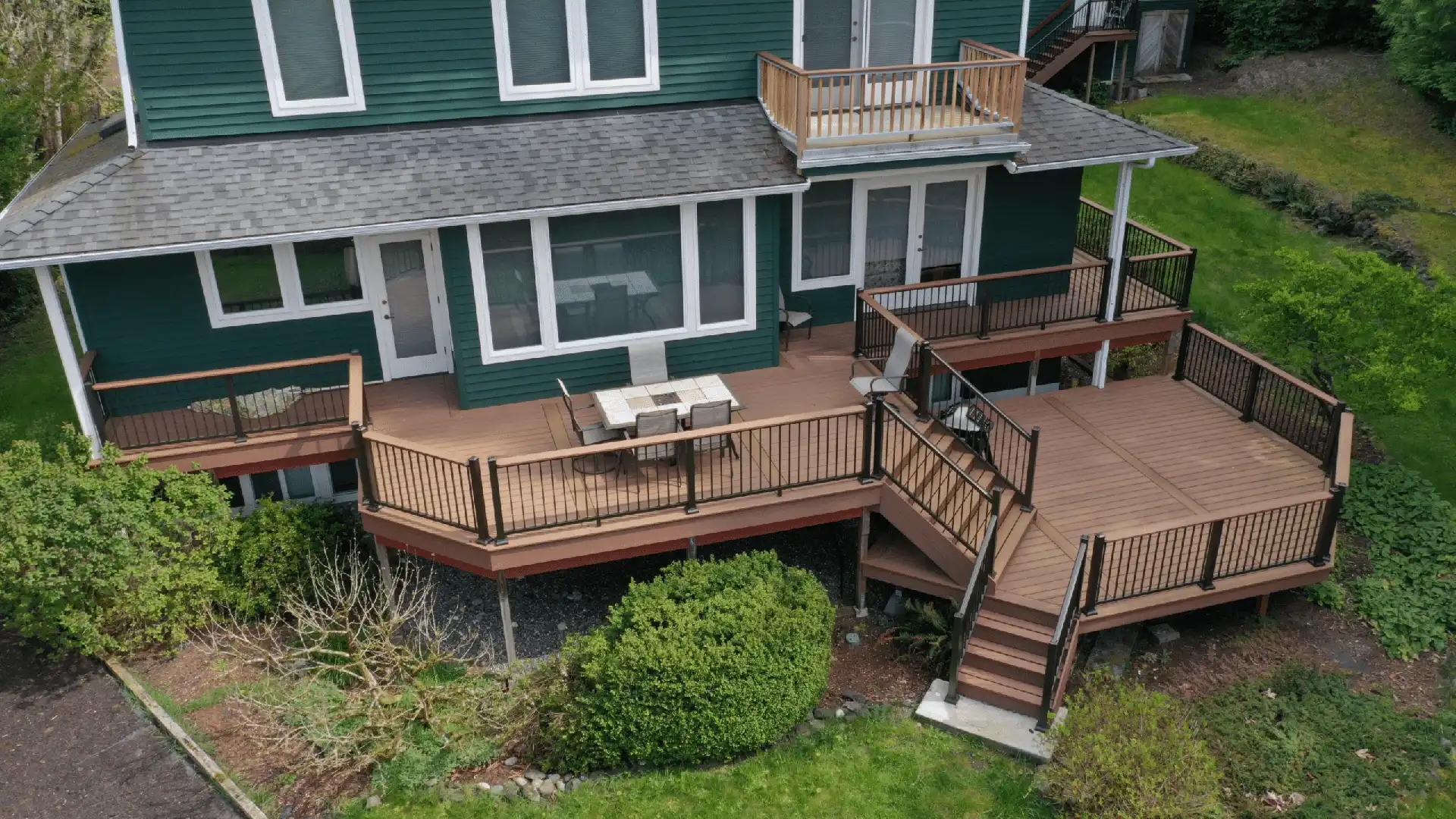 Multi-level deck contractor in west seattle WA