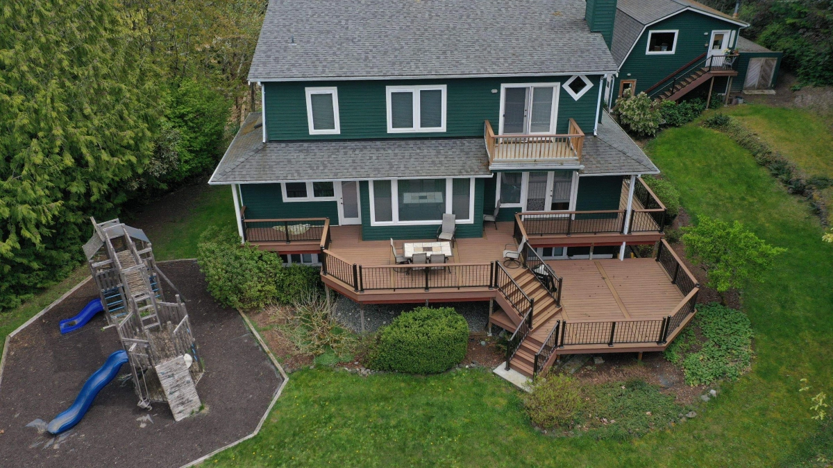 Deck Builder in West Seattle, WA | Alki Deck Builders