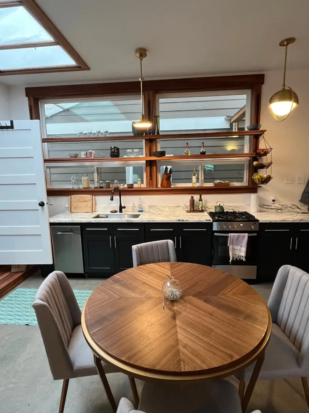 Custom Kitchen Design & Layout